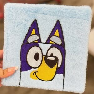 Bluey And Bingo 2 Pack Of Women's Socks In Plush Keepsake Gift Box